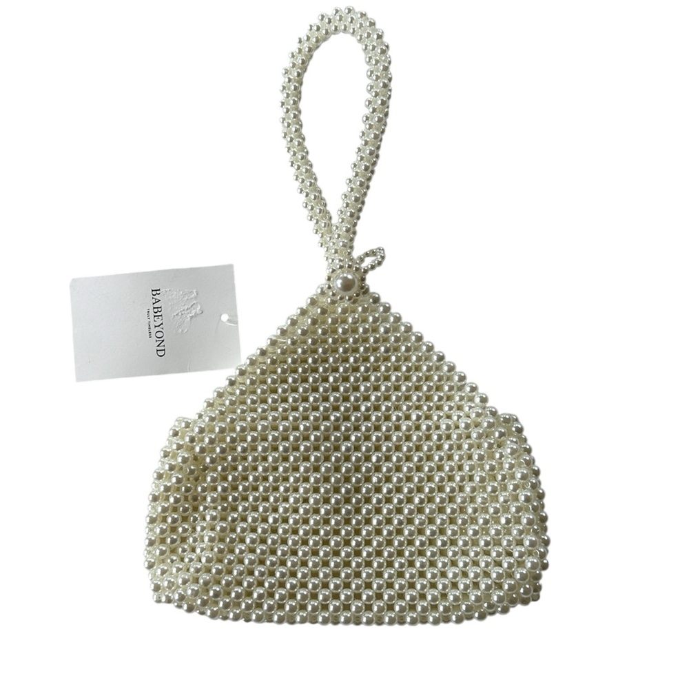 Babeyond Elegant Beaded Pearl Clutch Handbag in Cream/Off White